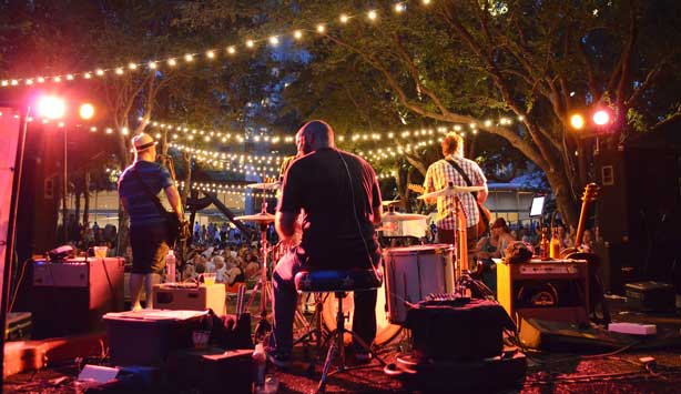 Bands play in Nasher Garden during 'til Midnight