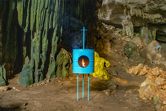 Engel Leonardo (Dominican, b. 1977), 'Yaguate,' 2023. Tinplate, iron, and polyurethane coating, Installed in La Cuevas de Mana, San Cristobal, Dominican Republic. Image courtesy of the artist