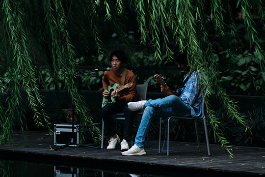 vtm-kaz-moon-540x360